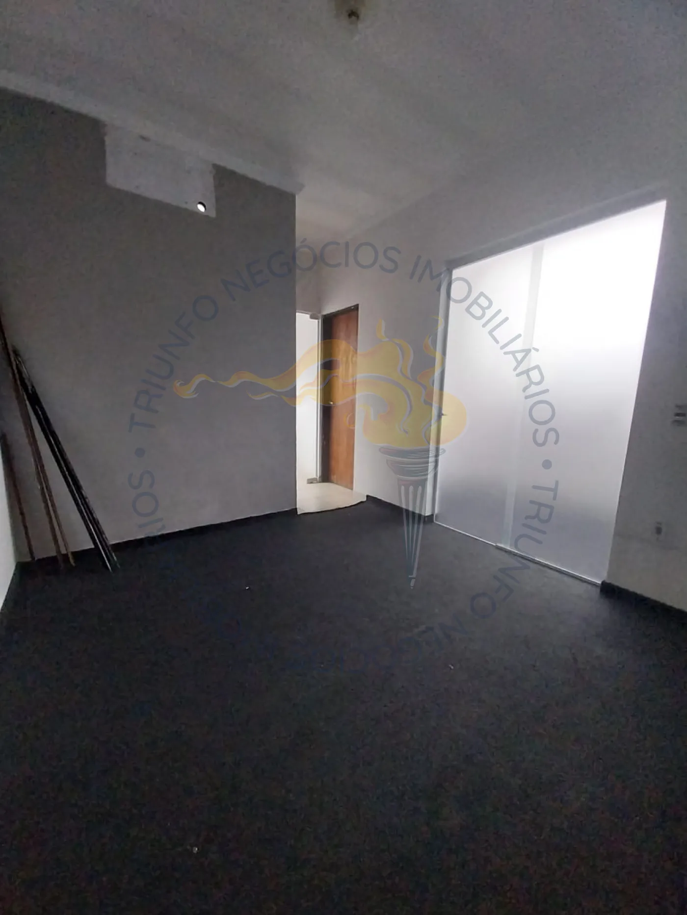 Alugar Comerciais / Sala em Suzano R$ 1.300,00 - Foto 2